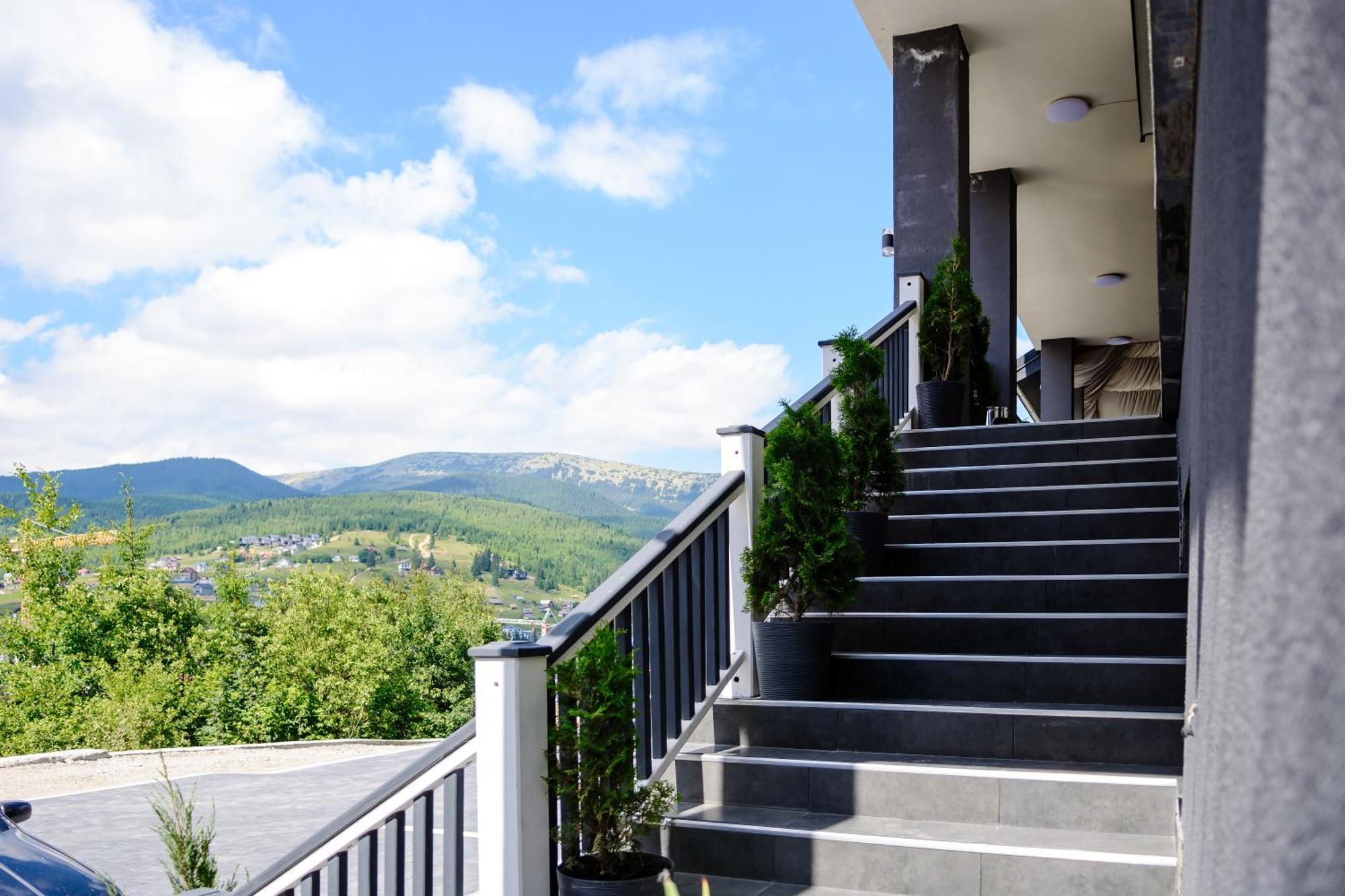 Севеней Готель Bukovel Exterior foto
